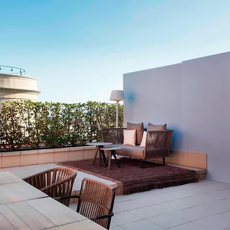 Le Meridien 5*