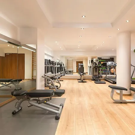 Le Meridien Otel 5*