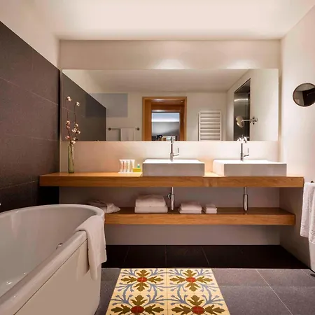 Le Meridien