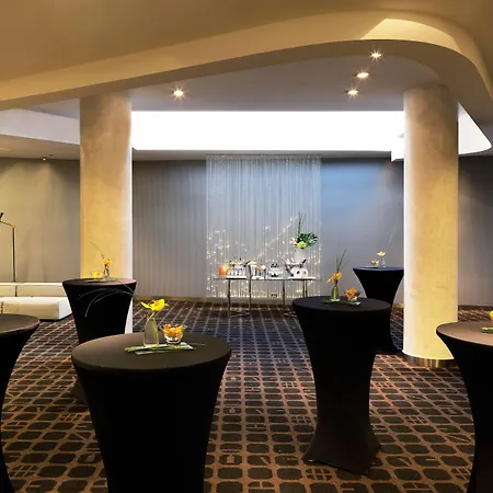 Le Meridien Hotel