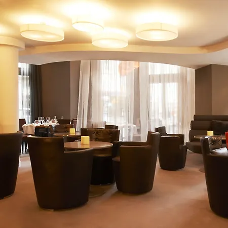 Le Meridien 5*