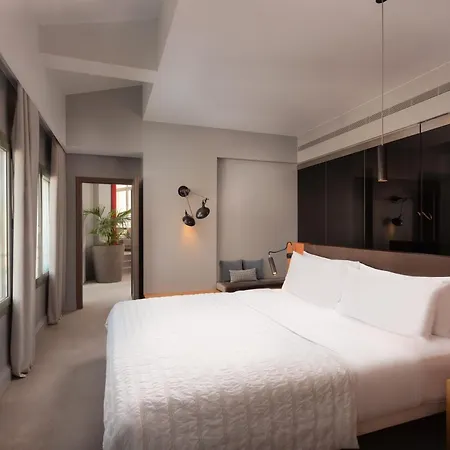 Le Meridien Hotel
