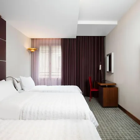 Le Meridien Hotel