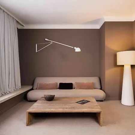 Le Meridien Hotel